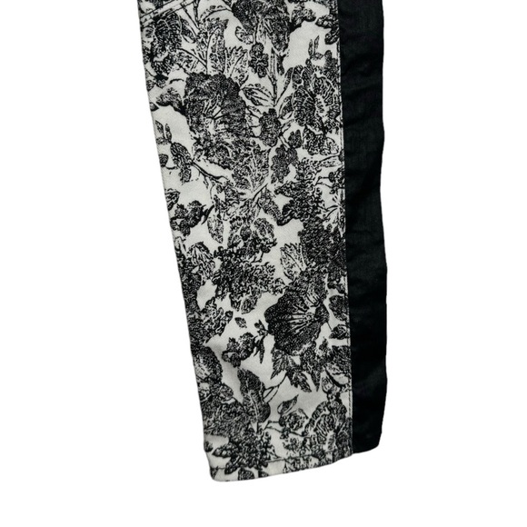 7 For All Mankind  Floral Print Side Stripes Black White Printed Jeans Denim 29 - Picture 8 of 16